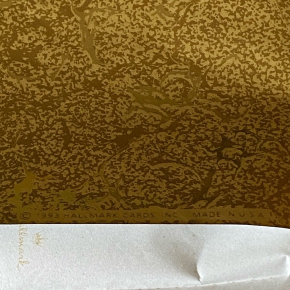 Vintage HALLMARK Gold Metallic Sheet (1) of Gift Wrap - Picture 7 of 11
